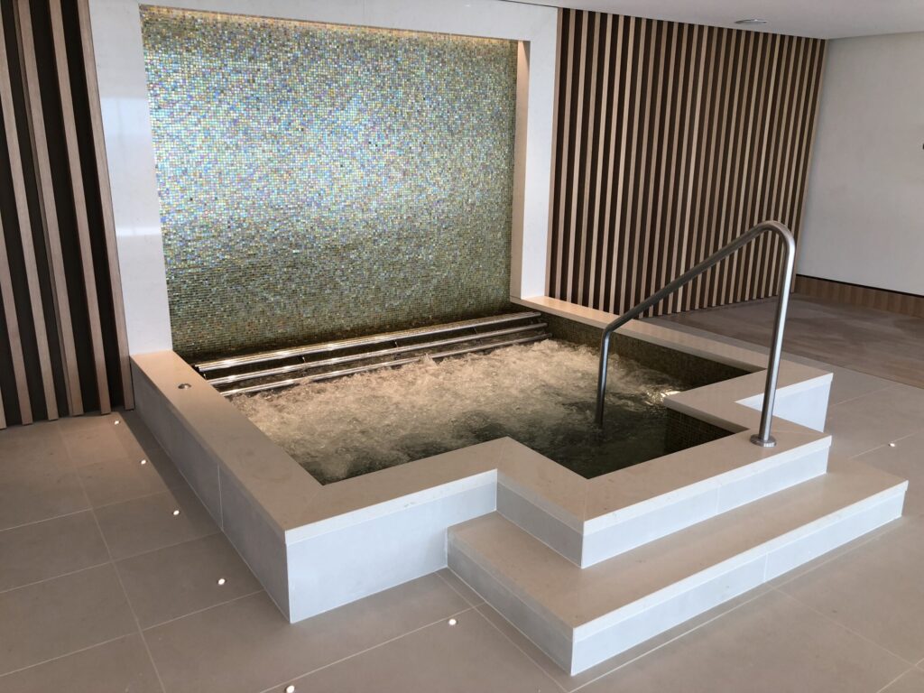 cat15_or_piscines_jardins_piscines_loisirs_everblue