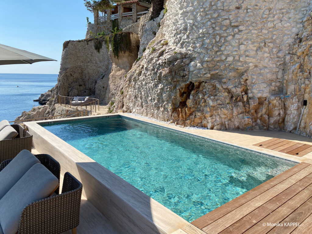 categorie_collectif_or_carre_bleu_aqua_diffusion